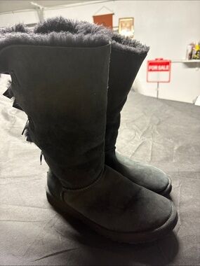 UGG Black Suede Bow-Back Shearling Boots